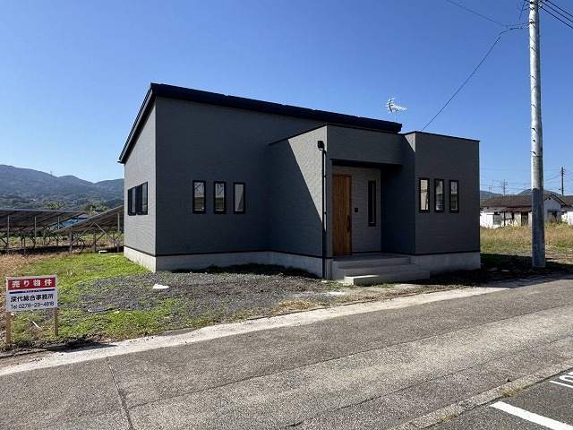 沼田市戸鹿野町 2,680万円